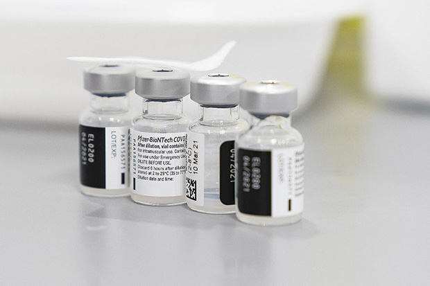  ​The Pfizer-BioNTech vaccine, with a known efficacy rate of 95 per cent, requires two doses three weeks apart. PHOTO BLOOMBERG